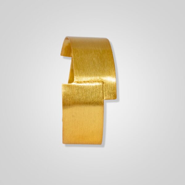 Radiant Gold Cuff - Image 2