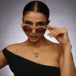 Emerald Elegance brass necklace for women
